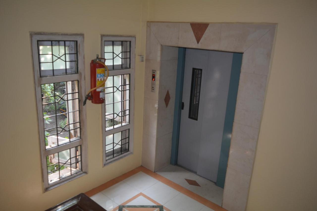 Hotel Poonam Exterior foto